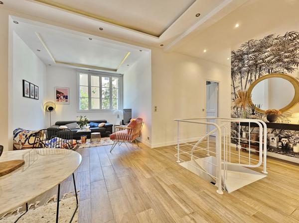 AJACCIO Place Miot - Superbe Duplex T4 rénové Ajaccio (20000)