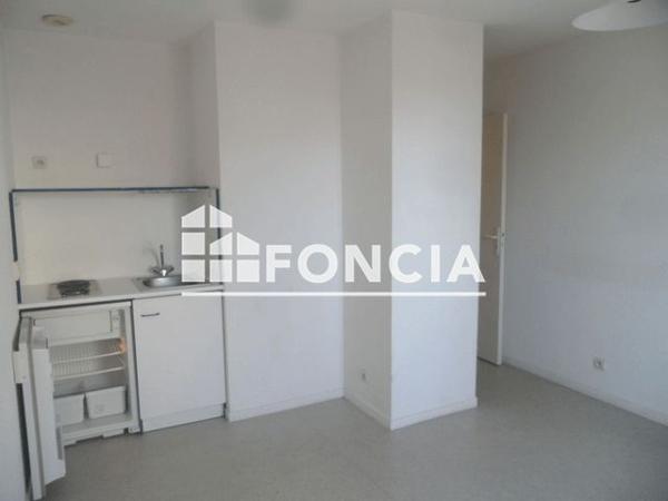 Location Studio 21.71 m² - 56 ROUTE DE GENCAY Poitiers 86000