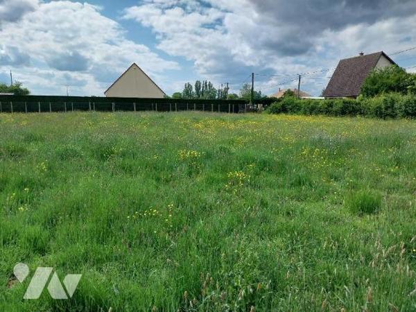 Terrain à bâtir à BARQUET de 1390 m²