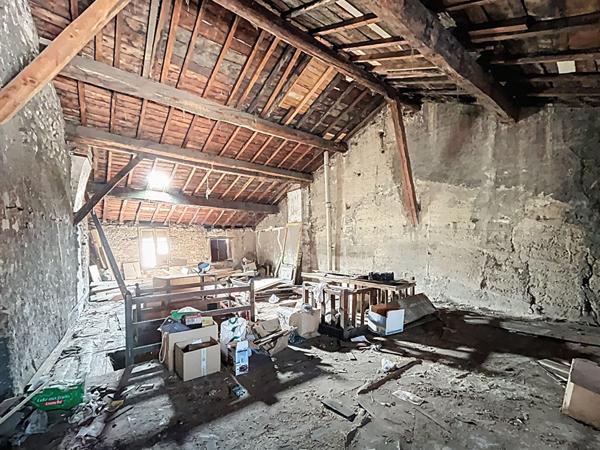 Appartement d'exception à vendre à Montbrison - 270 m² au coeur de la ville