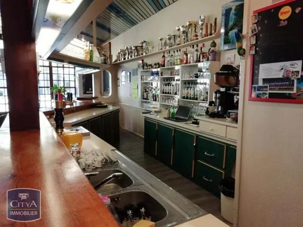 Local commercial à louer 74.84m²