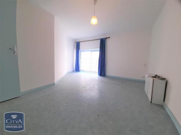 Local commercial à louer 74.84m²