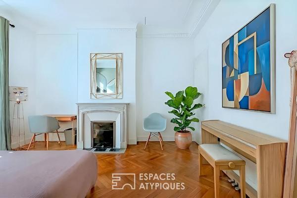 Carré d’Or : noblesse d’époque et volumes de réception pour cet appartement 4 pièces de caractère