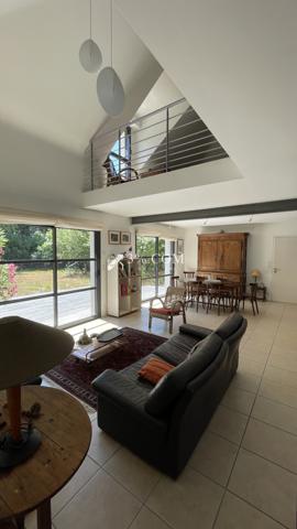 Maison 5 pièce(s) 4 chambre(s) 135 m²