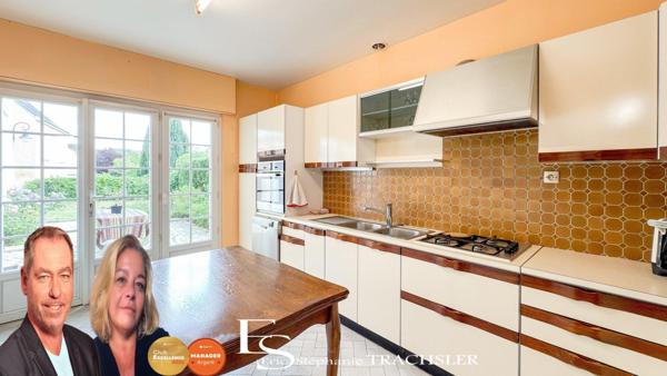 Maison de ville bourgeoise à Connerré – 159 m², 3 chambres, jardin et dépendance