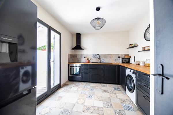 Maison rénovée de plain-pied au calme au Vieux Bourg de Villenave-d'Ornon