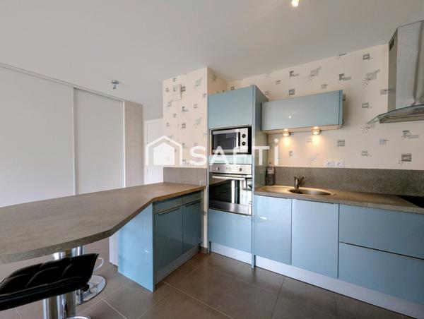 NOUVEAUTE, appartement situé au centre ville de Saint-Raphaël dans une Résidence sécurisée avec ascenseur, parking privatif