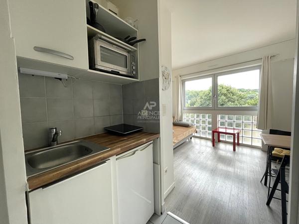 CHAVILLE La Pointe - Studette Loyer 581.32 €/mois charges comprises **  - Référence  688-C