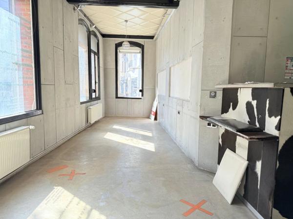 Location Bureau 5 pièces à Saint-Quentin