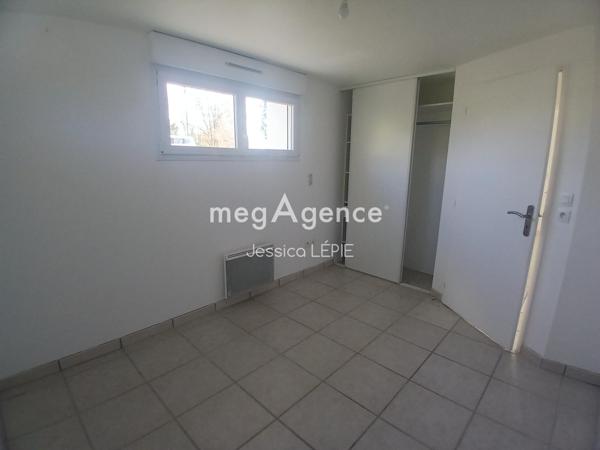 Appartement à AIFFRES, 79230 - 4 pièces 80m²