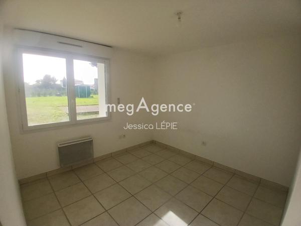 Appartement à AIFFRES, 79230 - 4 pièces 80m²