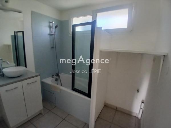 Appartement à AIFFRES, 79230 - 4 pièces 80m²