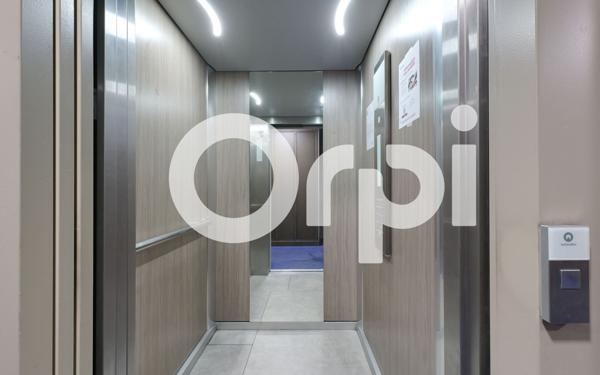 Appartement à vendre    2 pièces • 39,69 m2 Villeurbanne