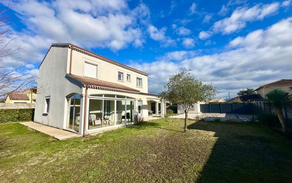 Maison à vendre    5 pièces •  Romans-sur-Isère