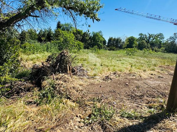 Terrain de 948m2 istres(13800)