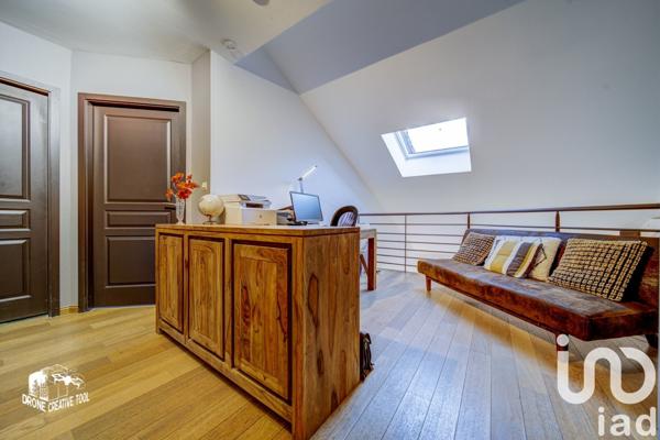 Maison 7 pièces de 191 m² à Marly (57155)