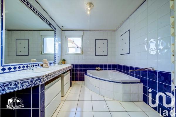 Maison 7 pièces de 191 m² à Marly (57155)