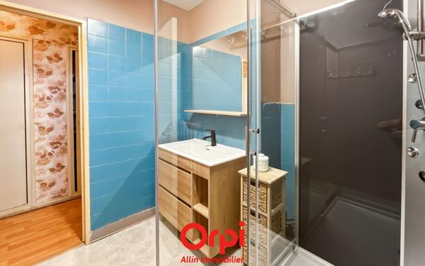 Appartement à vendre    3 pièces • 71,29 m2 Désertines