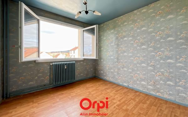 Appartement à vendre    3 pièces • 71,29 m2 Désertines