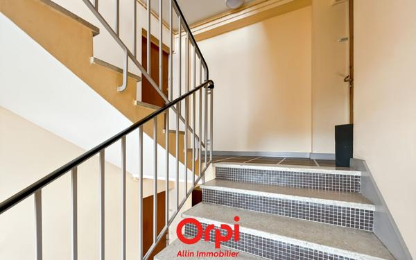 Appartement à vendre    3 pièces • 71,29 m2 Désertines