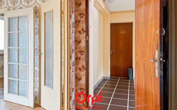 Appartement à vendre    3 pièces • 71,29 m2 Désertines