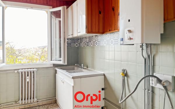 Appartement à vendre    3 pièces • 71,29 m2 Désertines