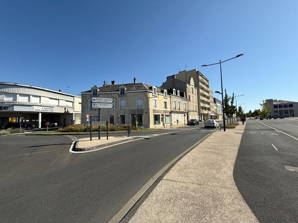 Local commercial Châteauroux 70 m2