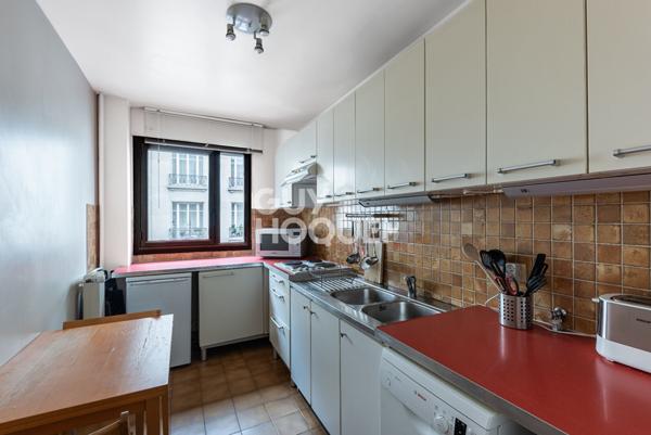 Appartement Paris 4 pièce(s) 98 m2