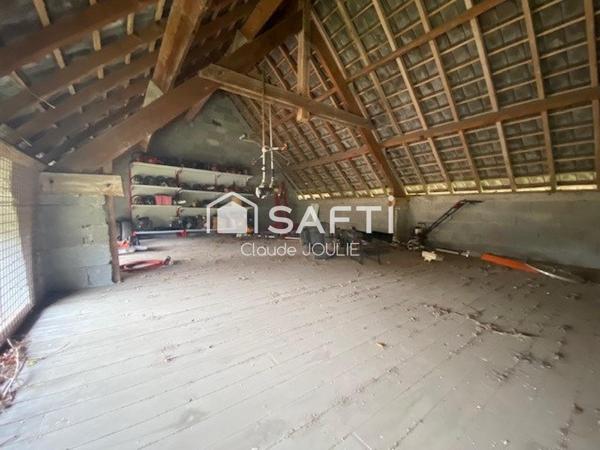 Maison à Restaurer 100 m² + local commercial + dépendances