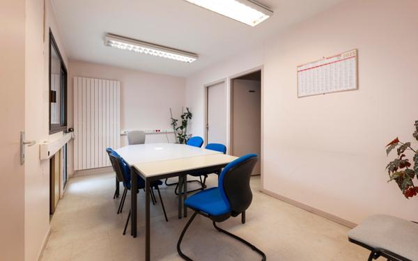 Immeuble à vendre    2 pièces •  Mont-de-Marsan