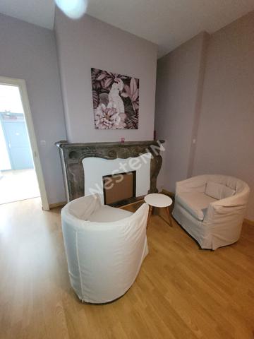 Maison rénovée + Local commercial libre