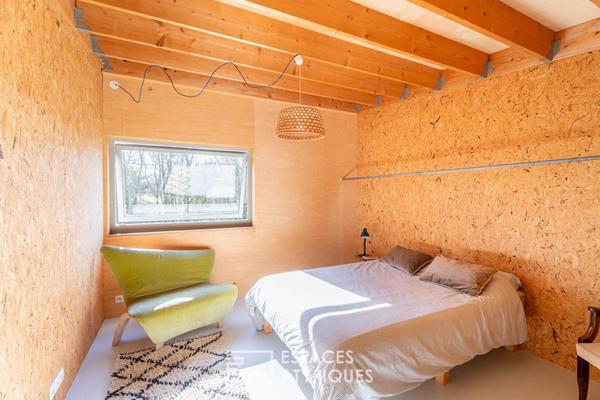 Maison d’architecte éco-conçue et son atelier indépendant à deux pas du centre-bourg