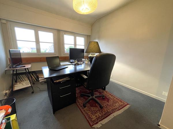 Maison individuelle 8 pièces 250 m² sur sous-sol total à Lésigny