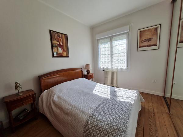 CARCASSONNE - PROCHE CITE - VILLA AVEC PISCINE & JARDIN + T3 INDEPENDANT