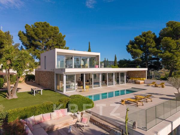 Maison contemporaine avec vue d'exception