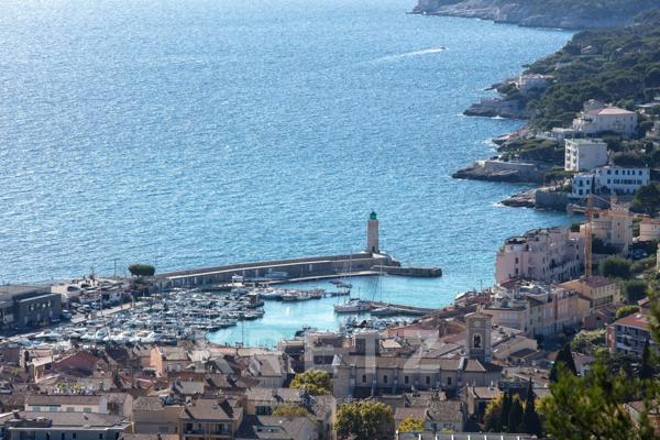 Maison contemporaine avec vue d'exception