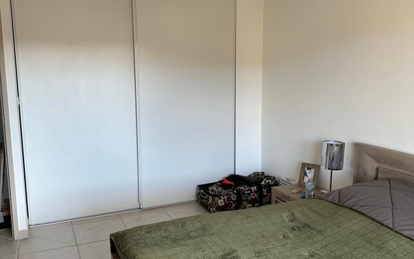 Appartement à louer    4 pièces •  Saint-Paul-Trois-Châteaux