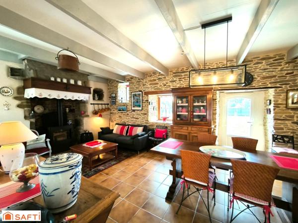 3 PENTY EN PIERRE A 1 KM DE LA MER