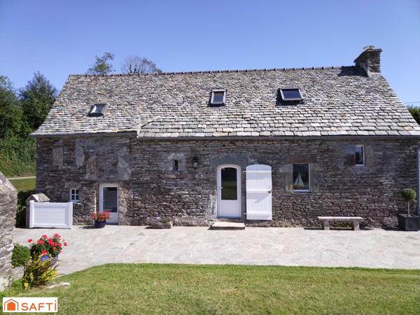 3 PENTY EN PIERRE A 1 KM DE LA MER