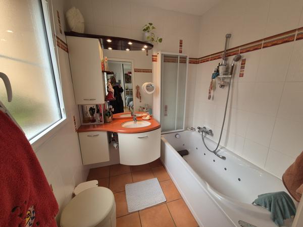 Maison 7 pièce(s) 4 chambre(s) 230 m²