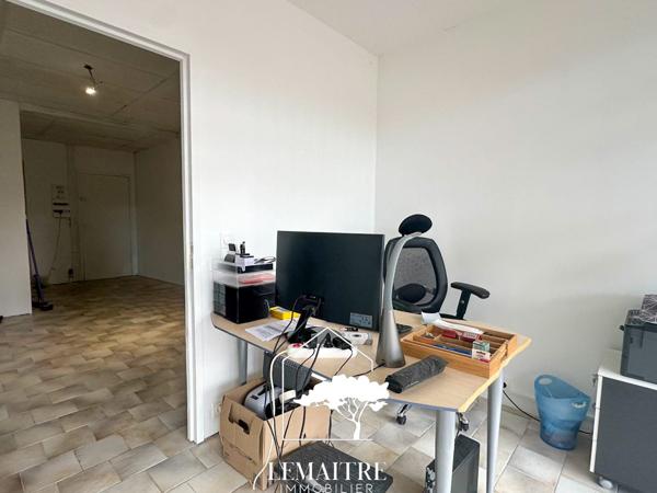 MUR LOCAL COMMERCIAL LA PALMYRE