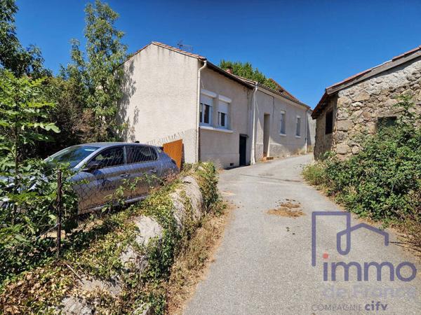 Maison 3 pièces                                        - 42680 Saint-Marcellin-en-Forez Réf : 2856-CIFVFOREZVELAY