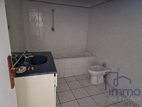 Maison 3 pièces                                        - 42680 Saint-Marcellin-en-Forez Réf : 2856-CIFVFOREZVELAY