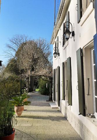 Longère restaurée+ grange aménagée ,  Saint hilaire la palud