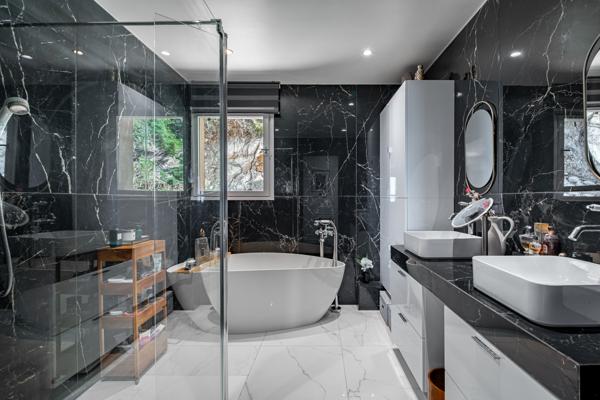 Maison 4 pièces - 130 m² Exclusivité efficity