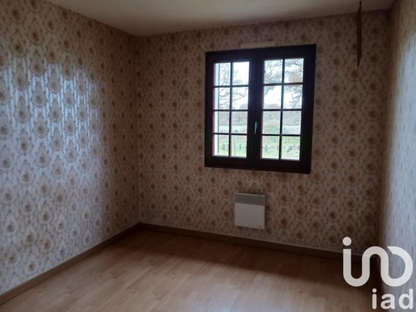 Maison traditionnelle 5 pièces de 99 m² à Saint-Secondin (86350)