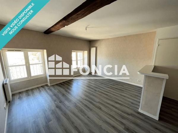 Location Appartement 2 pièces 42 m² - 173 RUE BOURBON Chatellerault 86100