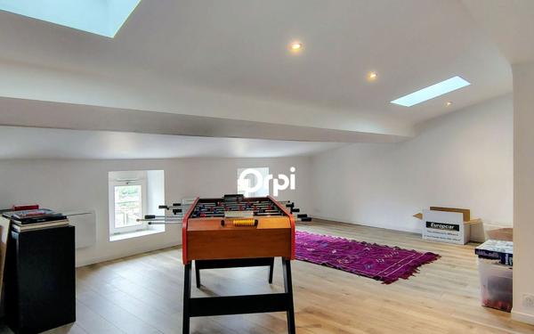 Maison à vendre    8 pièces • 170 m2 Marennes