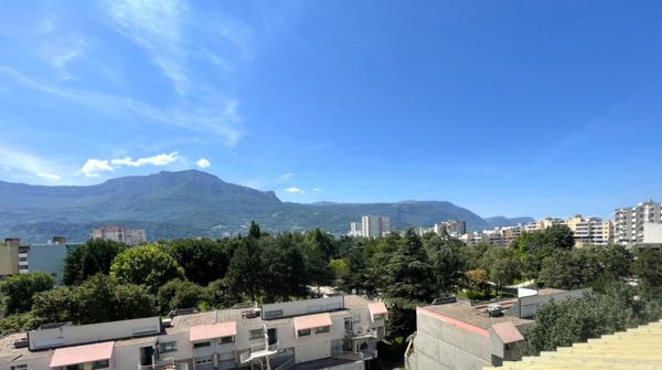 Appartement de 5 pièces (102 m²) à louer à ECHIROLLES