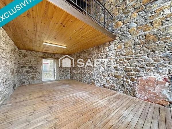 Maison de charme rénovée avec dépendance – Sarras!!